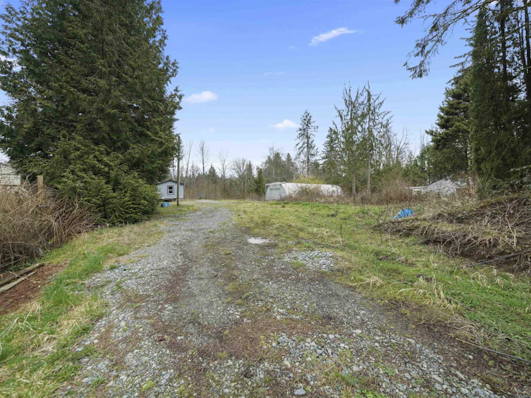 25511 Dewdney Trunk Road, Maple Ridge, BC, V4R 1X8 - 5