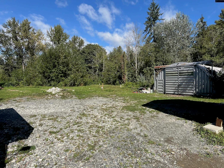 25511 Dewdney Trunk Road, Maple Ridge, BC, V4R 1X8 - 4