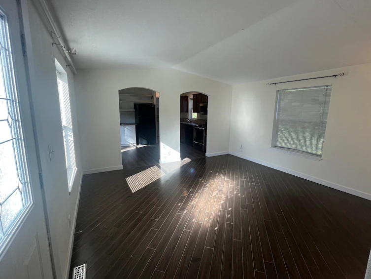 25511 Dewdney Trunk Road, Maple Ridge, BC, V4R 1X8 - 10