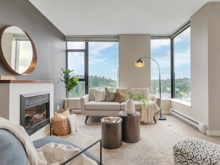 2203-15 E Royal Avenue, New Westminster, BC, V3L 0A9 - 3