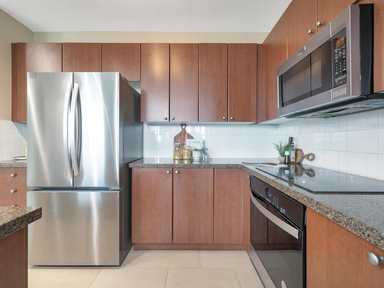 2203-15 E Royal Avenue, New Westminster, BC, V3L 0A9 - 9