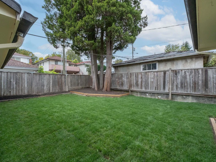 8271 Laurel Street, Vancouver, BC, V6P 3V2 - 25