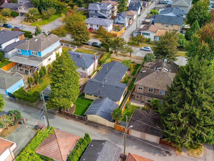 8271 Laurel Street, Vancouver, BC, V6P 3V2 - 29