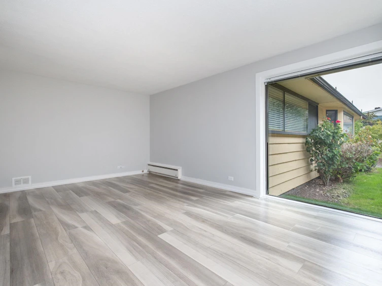 8271 Laurel Street, Vancouver, BC, V6P 3V2 - 9