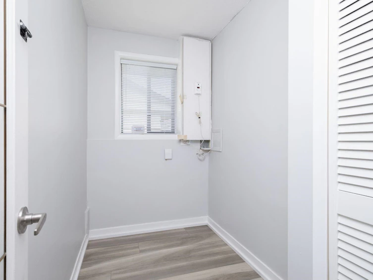 8271 Laurel Street, Vancouver, BC, V6P 3V2 - 24