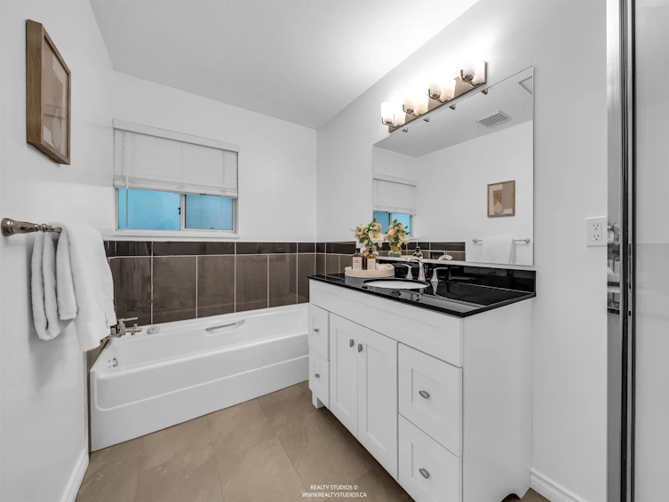 3461 Amberly Place, Vancouver, BC, V5S 4P9 - 26