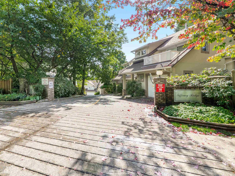 3461 Amberly Place, Vancouver, BC, V5S 4P9 - 34