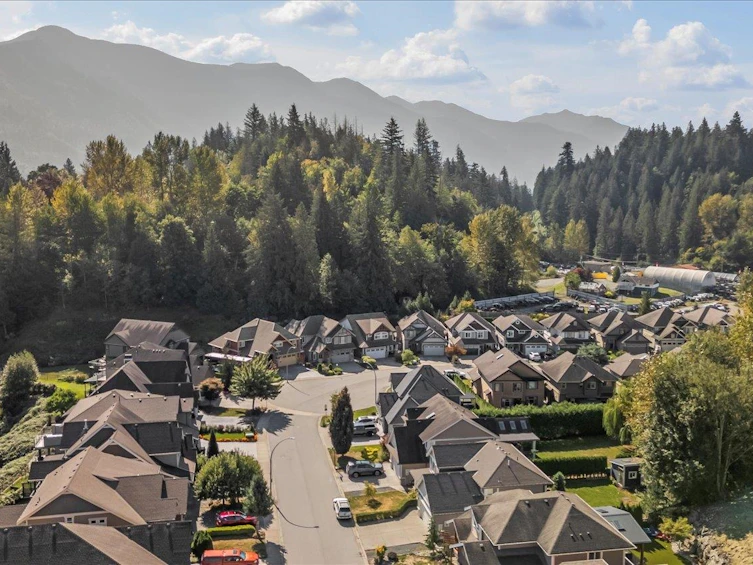 45480 Ariel Place, Cultus Lake, BC, V2R 0K7 - 36