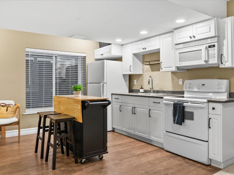 45480 Ariel Place, Cultus Lake, BC, V2R 0K7 - 29