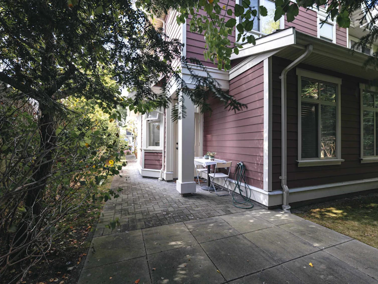 5-9600 No. 3 Road, Richmond, BC, V7A 1W3 - 3