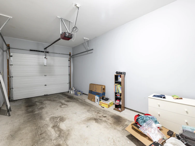 5-9600 No. 3 Road, Richmond, BC, V7A 1W3 - 28