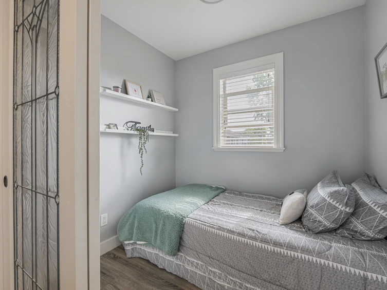 5-9600 No. 3 Road, Richmond, BC, V7A 1W3 - 22