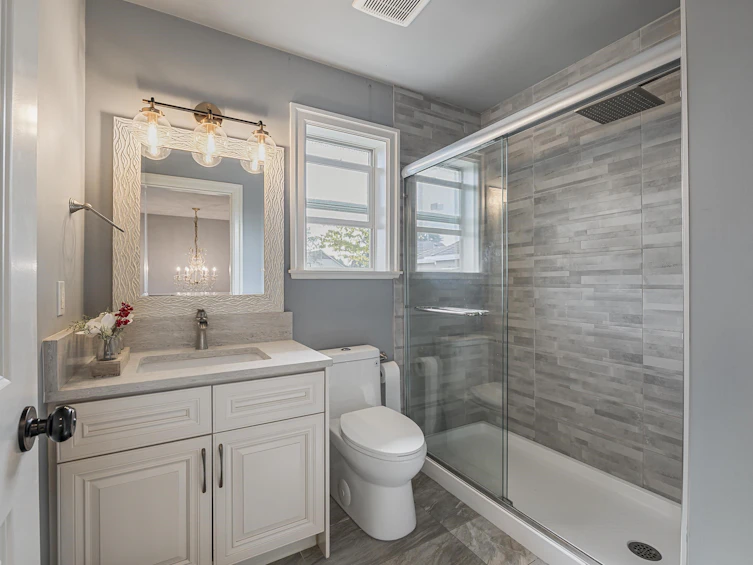 5-9600 No. 3 Road, Richmond, BC, V7A 1W3 - 21
