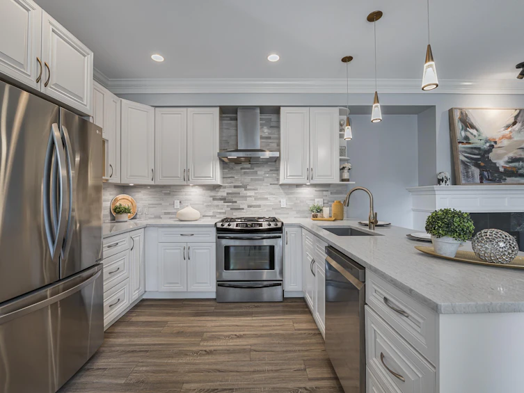 5-9600 No. 3 Road, Richmond, BC, V7A 1W3 - 12
