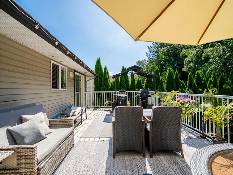 33527 12th Avenue, Mission, BC, V2V 6Z6 - 34