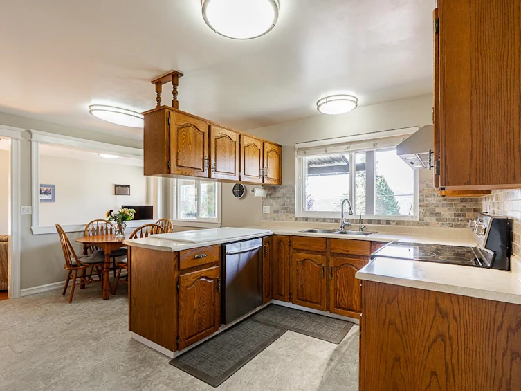 1454 June Crescent, Port Coquitlam, BC, V3C 2Y1 - 8