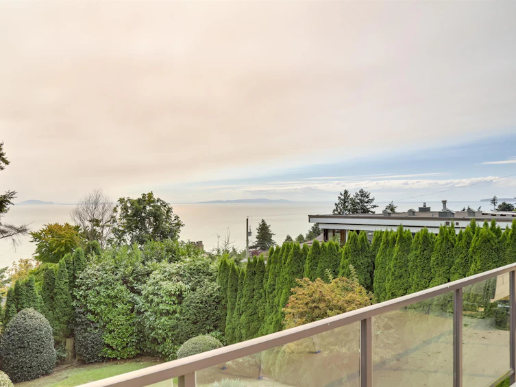 14366 Magdalen Avenue, Surrey, BC, V4B 2X3 - 7