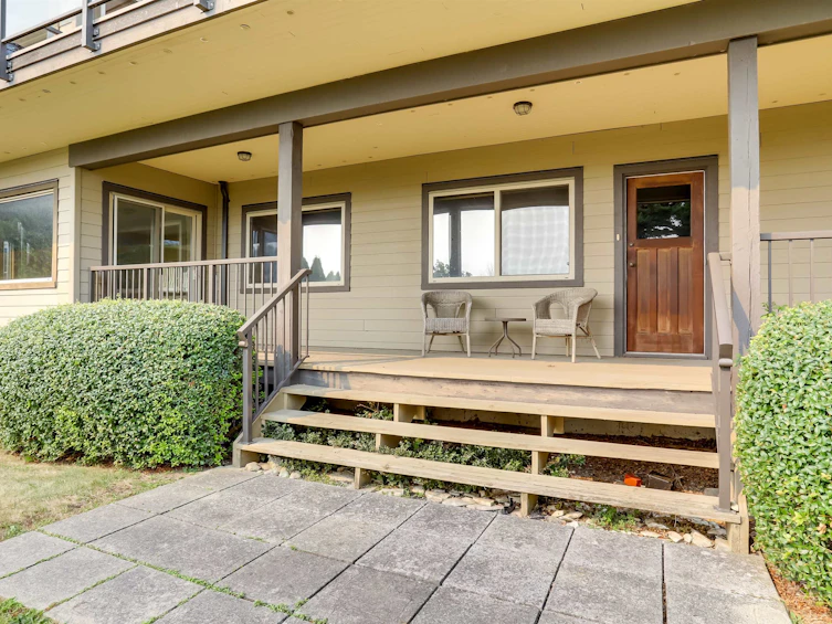 14366 Magdalen Avenue, Surrey, BC, V4B 2X3 - 26