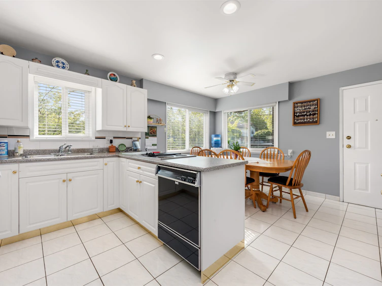 1425 Slocan Street, Vancouver, BC, V5K 4X5 - 5
