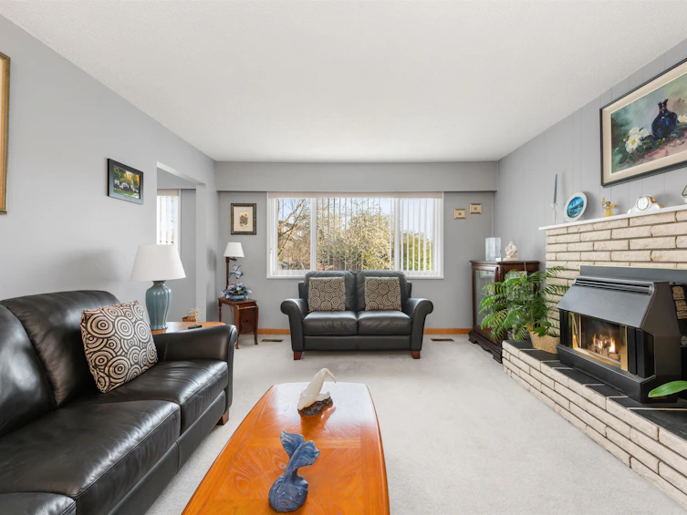 1425 Slocan Street, Vancouver, BC, V5K 4X5 - 3