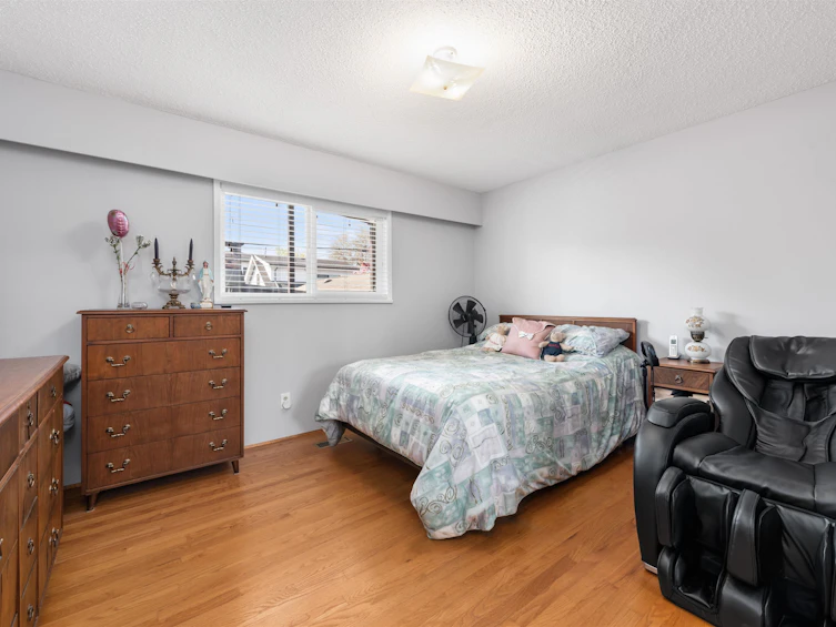1425 Slocan Street, Vancouver, BC, V5K 4X5 - 16