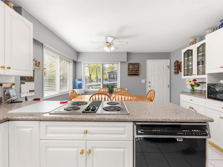 1425 Slocan Street, Vancouver, BC, V5K 4X5 - 7