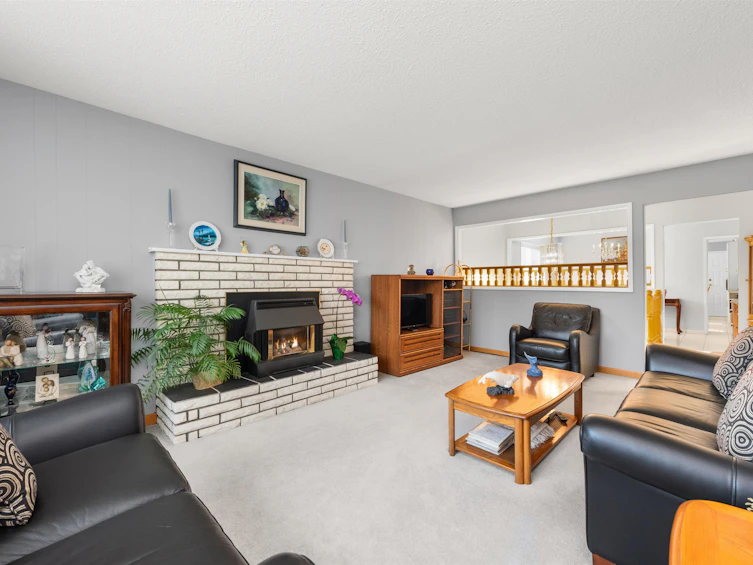1425 Slocan Street, Vancouver, BC, V5K 4X5 - 4