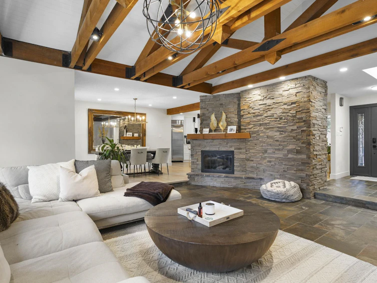 4374 Bridgeview Street, Abbotsford, BC, V4X 1W8 - 2