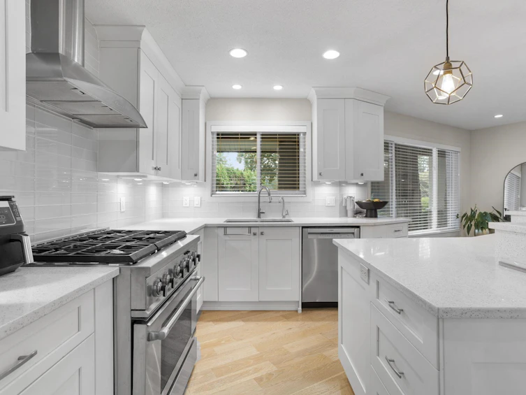 4374 Bridgeview Street, Abbotsford, BC, V4X 1W8 - 8