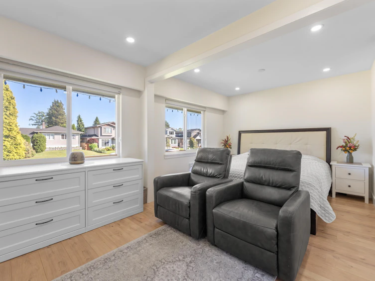 8649 11th Avenue, Burnaby, BC, V3N 2P9 - 16