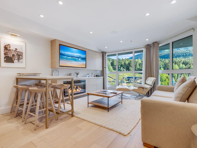 417-4557 Blackcomb Way, Whistler, BC, V8E 0Y2 - 2