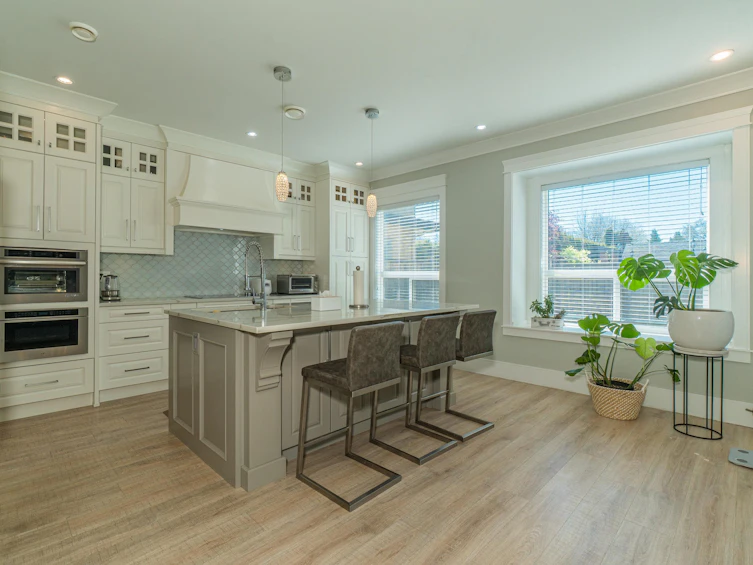 5028 Maple Road, Richmond, BC, V7E 1G3 - 8