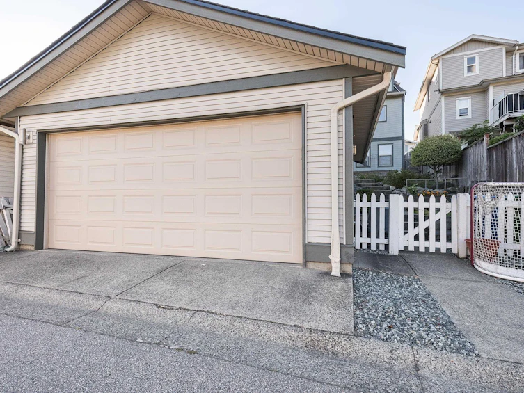 36250 S Auguston Parkway, Abbotsford, BC, V3G 2Y9 - 38