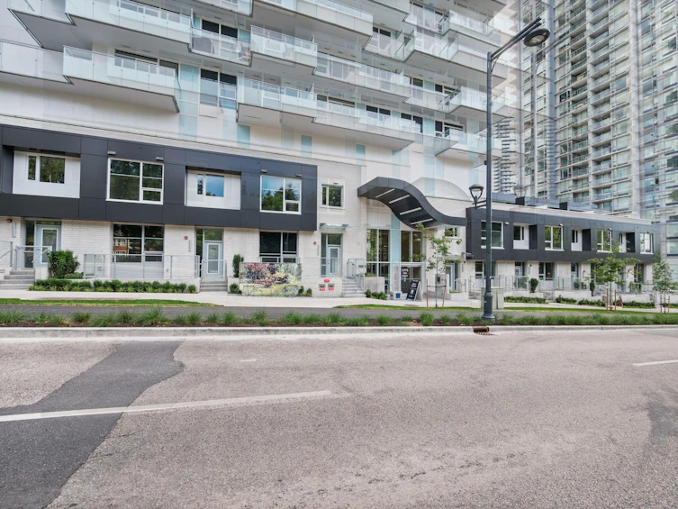 2907-13778 100 Avenue, Surrey, BC, V3T 0V3 - 25