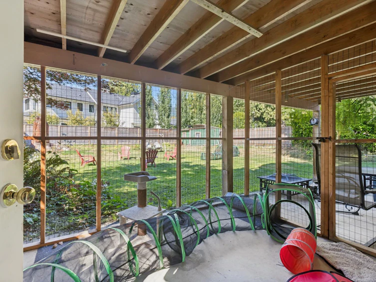 4379 Capilano Road, North Vancouver, BC, V7R 4J8 - 28