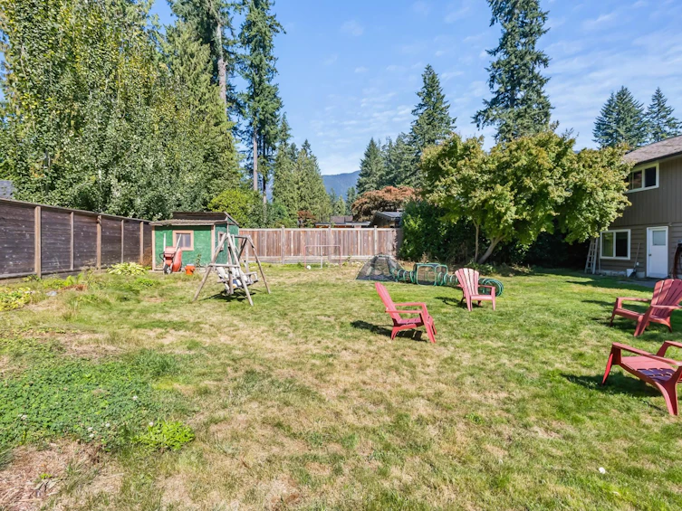 4379 Capilano Road, North Vancouver, BC, V7R 4J8 - 33