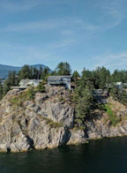 264 Arbutus Reach