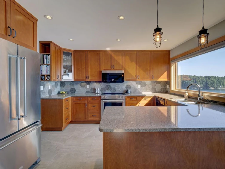 264 Arbutus Reach, Gibsons, BC, V0N 1V8 - 11