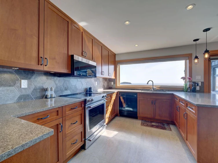 264 Arbutus Reach, Gibsons, BC, V0N 1V8 - 13