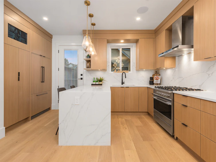 2052 Ferndale Street, Vancouver, BC, V5L 1Y1 - 12