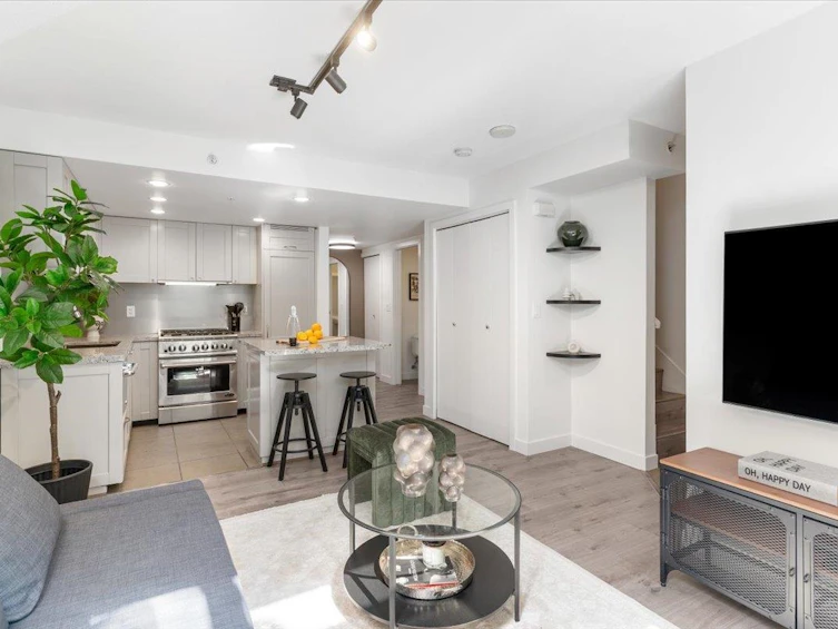 1139 Homer Street, Vancouver, BC, V6B 0B1 - 2
