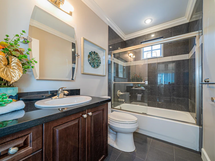 4633 W 7th Avenue, Vancouver, BC, V6R 1X4 - 8