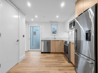 2071 E 1st Avenue - 5