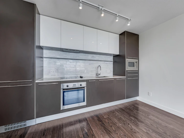 2801-8131 Nunavut Lane, Vancouver, BC, V5X 0E2 - 9