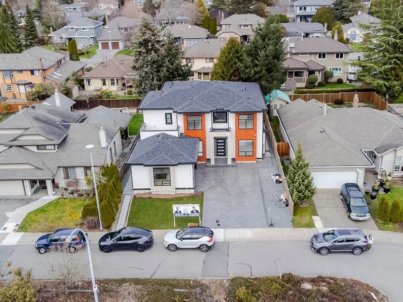 14963 20th Avenue, Surrey BC V4A 8E9