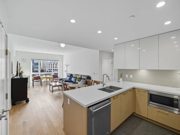 332-7008 River Parkway, Richmond, BC, V6X 0R1 - 7