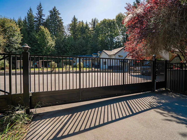 30210 Keystone Avenue, Mission, BC, V2V 4H9 - 3