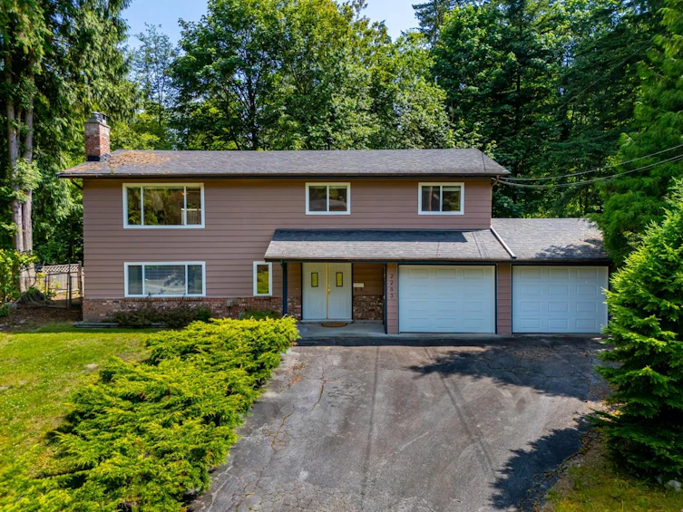 2283 Park Crescent, Coquitlam, BC, V3J 6T3