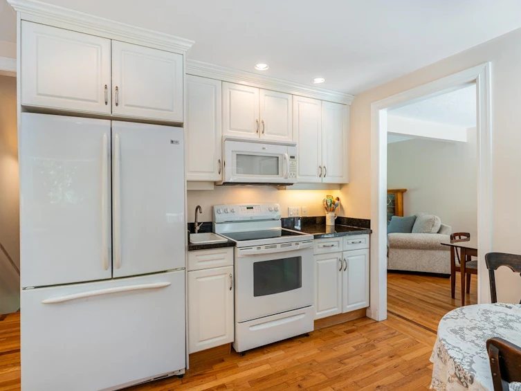 2283 Park Crescent, Coquitlam, BC, V3J 6T3 - 9