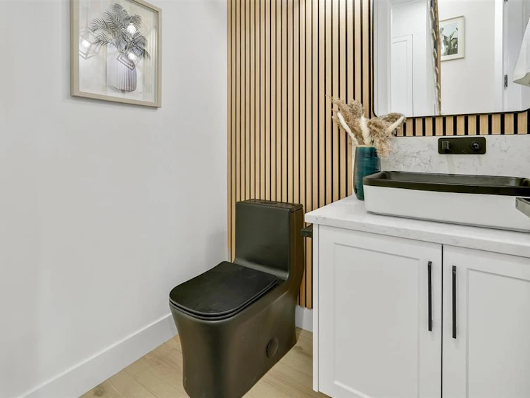2-3216 Venables Street, Vancouver, BC, V5K 2S6 - 9